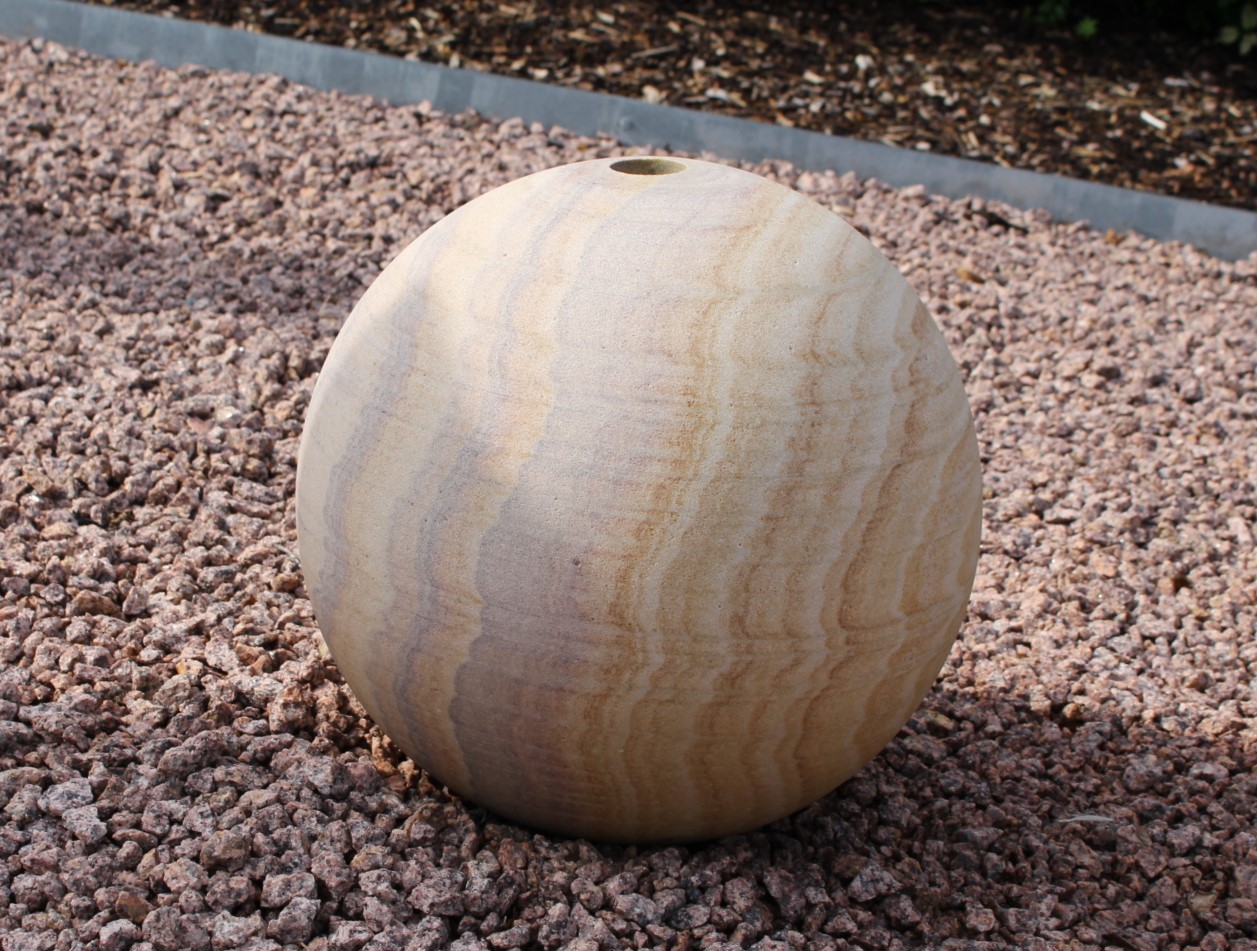 Sandsteinkugel mit Bohrung, Ø ca. 30 cm