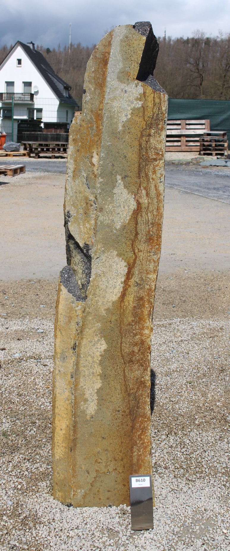 Basaltsäule ca. 26x17x130cm
