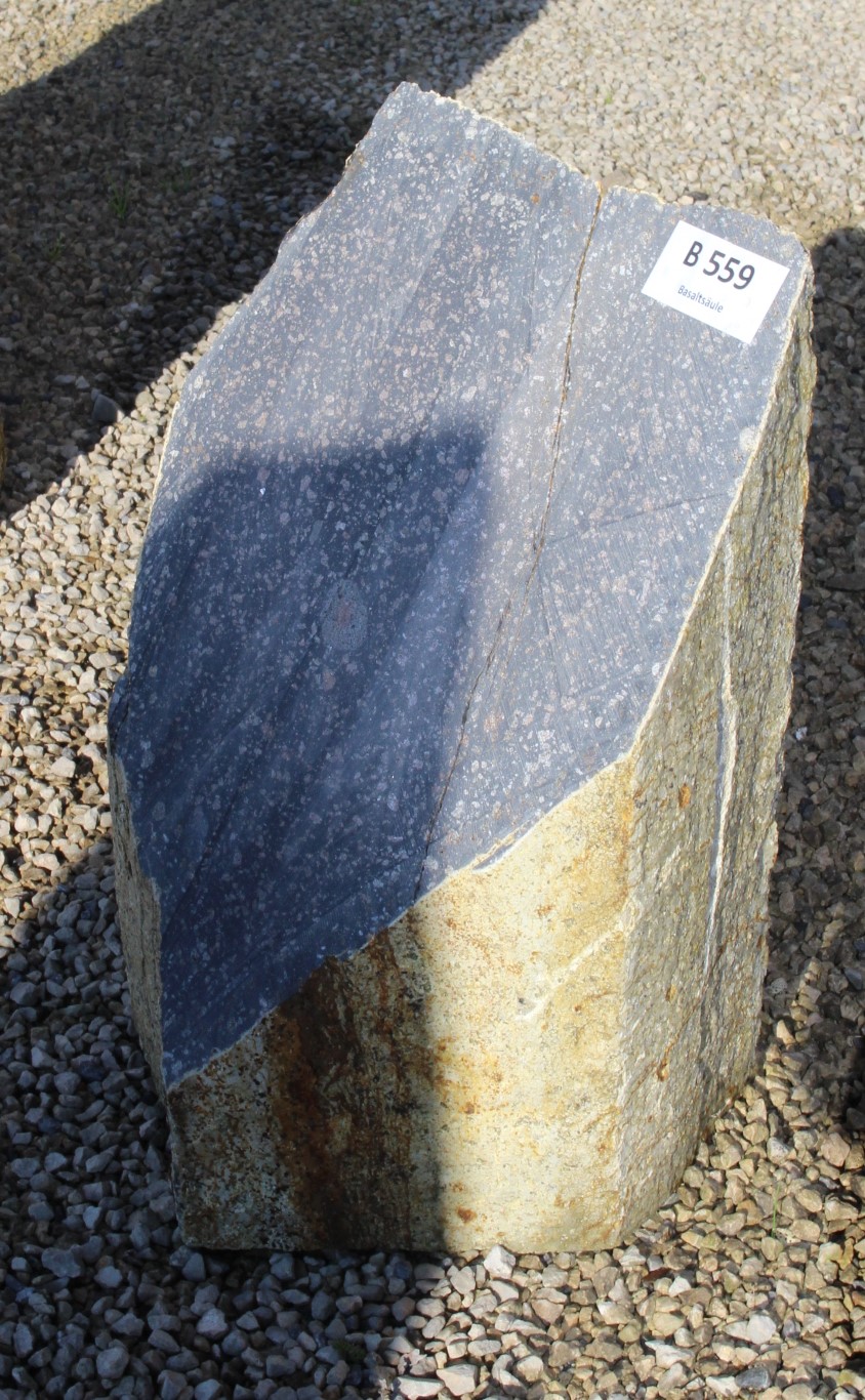 Basaltsäule ca. 23x20x32cm