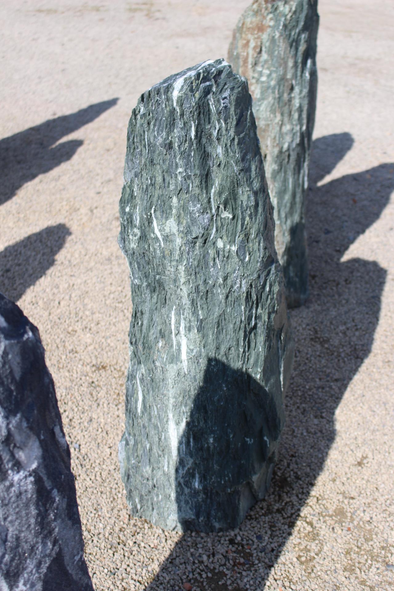 Green Angel Monolith ca. 30x30x95cm
