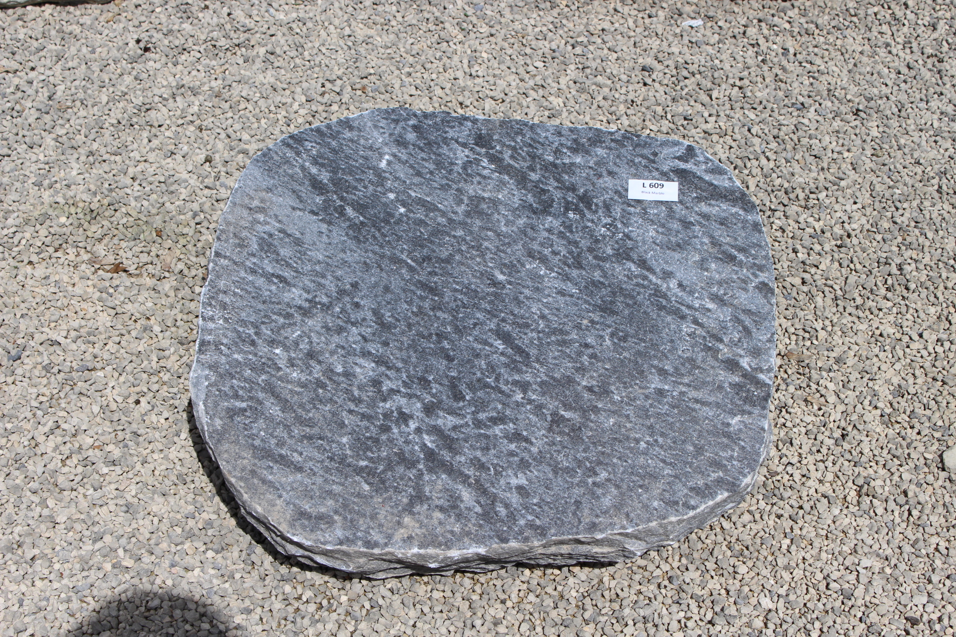 Liegestein aus Black Marble ca. 50x10x45cm